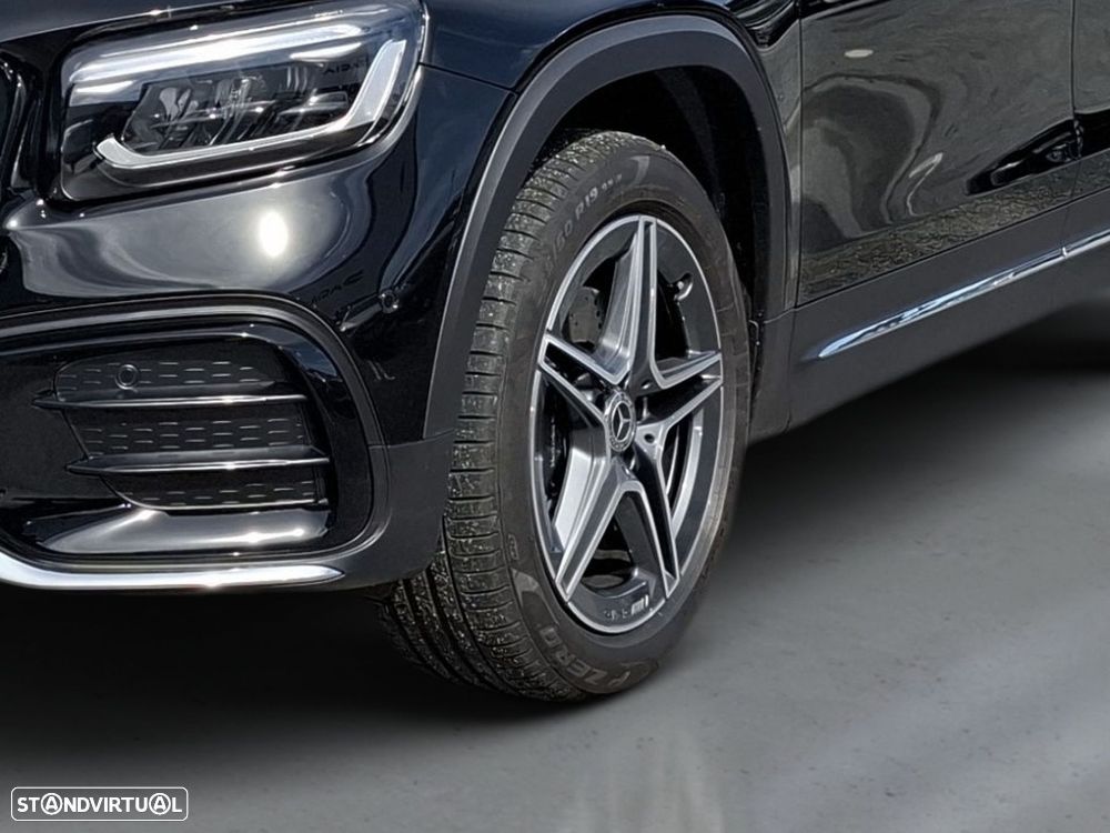 Mercedes-Benz glb-180 d AMG Line - 4