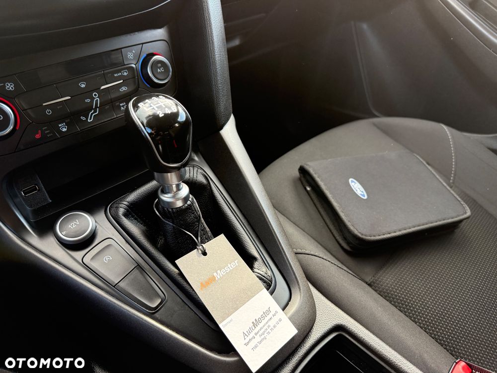 Ford Focus 2.0 EcoBlue Titanium Business - 14