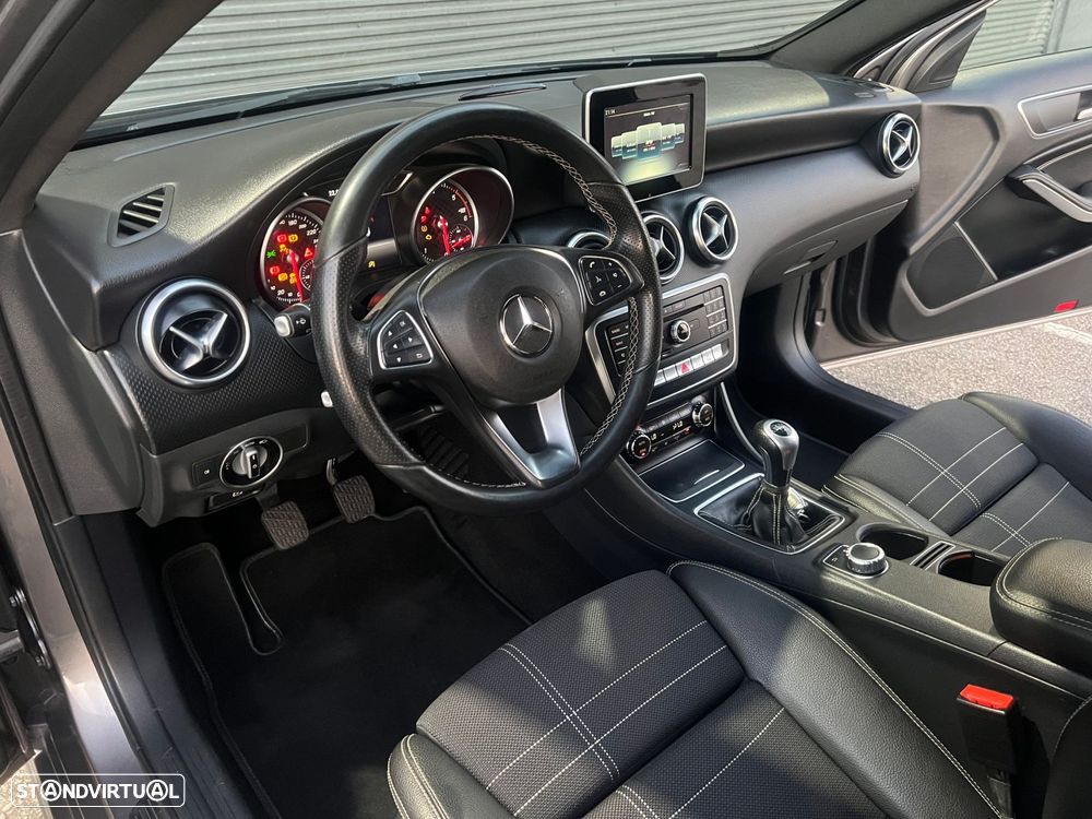 Mercedes-Benz A 200 d Urban - 11