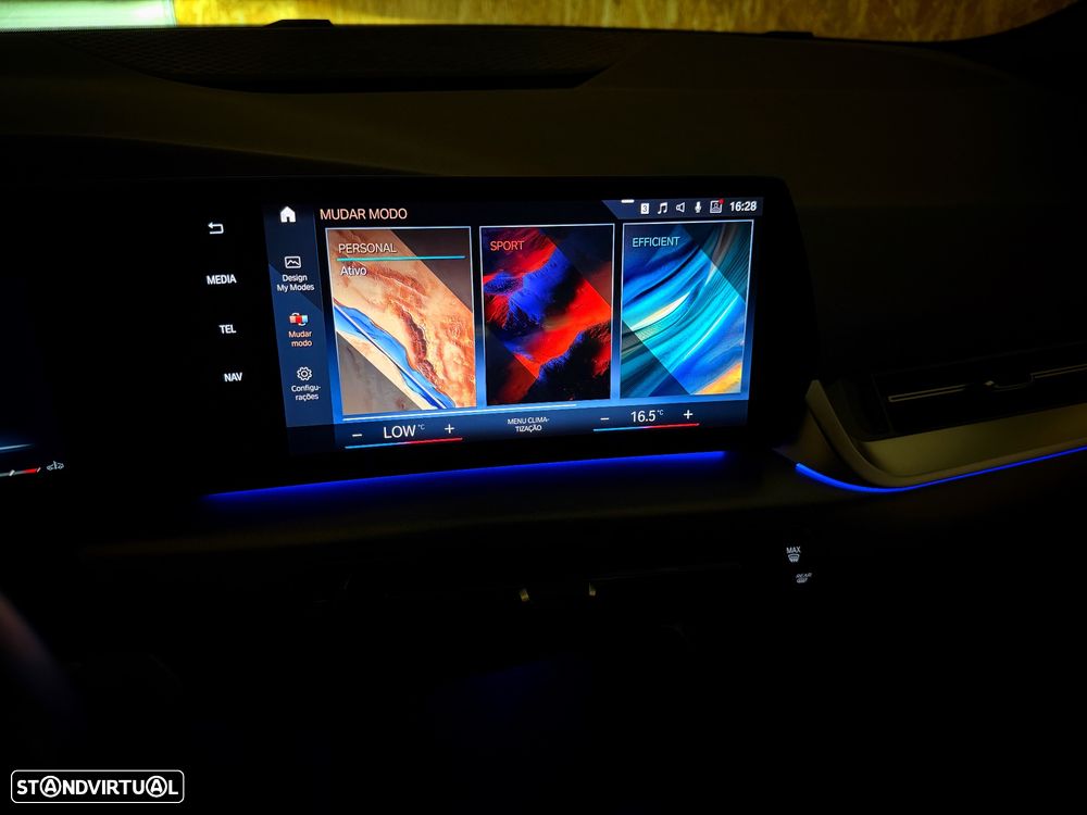 BMW 218 Active Tourer i Pack M Auto - 28