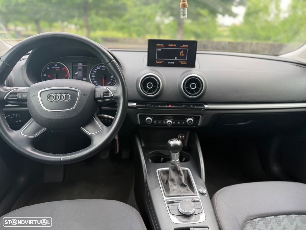 Audi A3 Sportback 1.6 TDI - 7