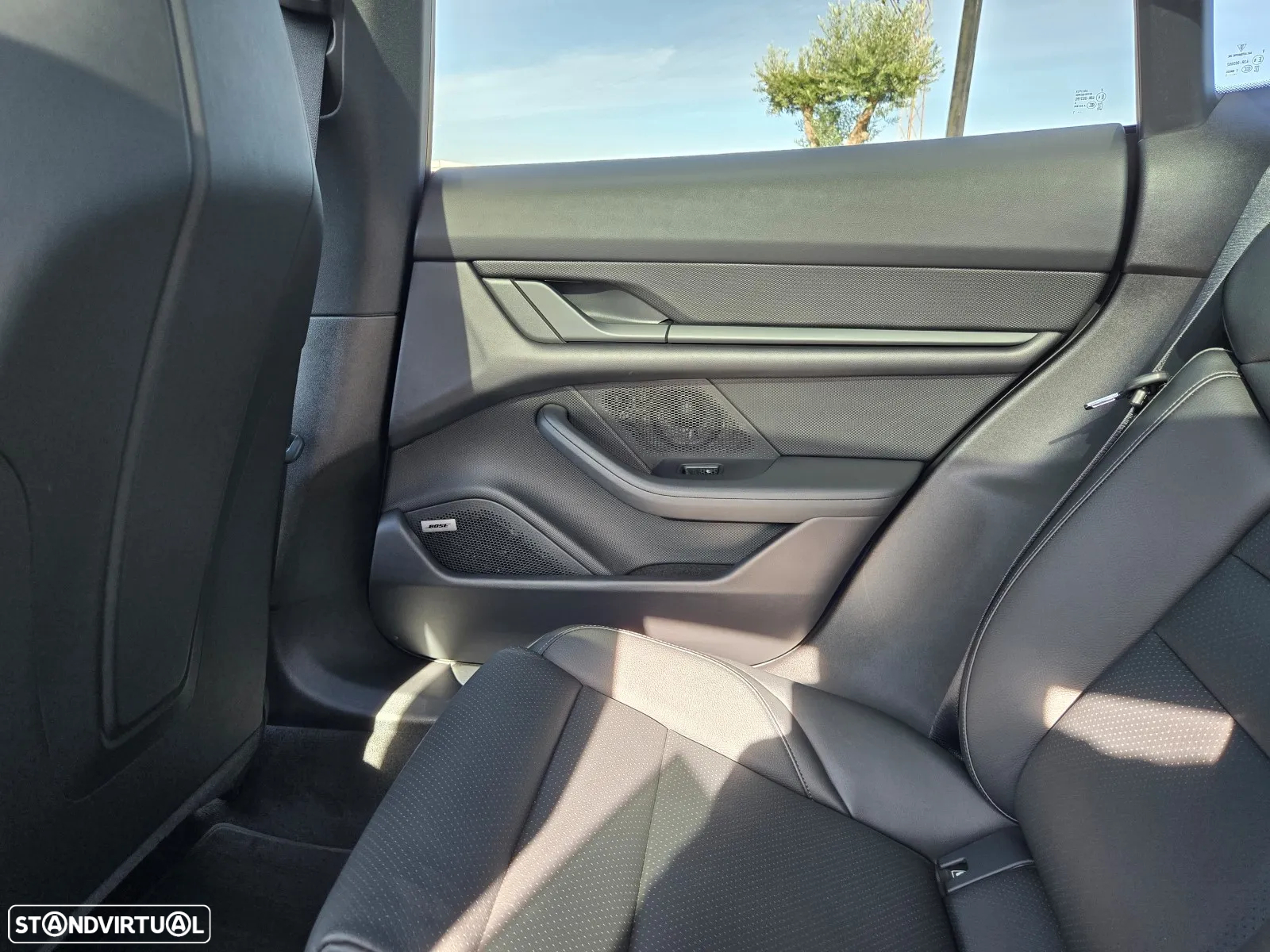 Porsche Taycan 4S - 52