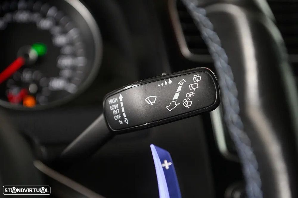 VW Golf 1.4 GTE Plug-In-Hybrid DSG - 44