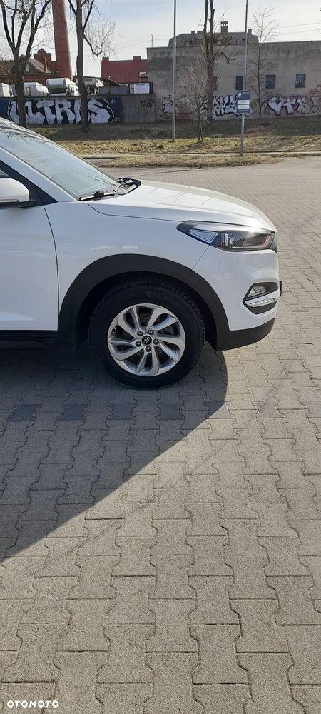 Hyundai Tucson blue 1.7 CRDi 2WD Passion - 16