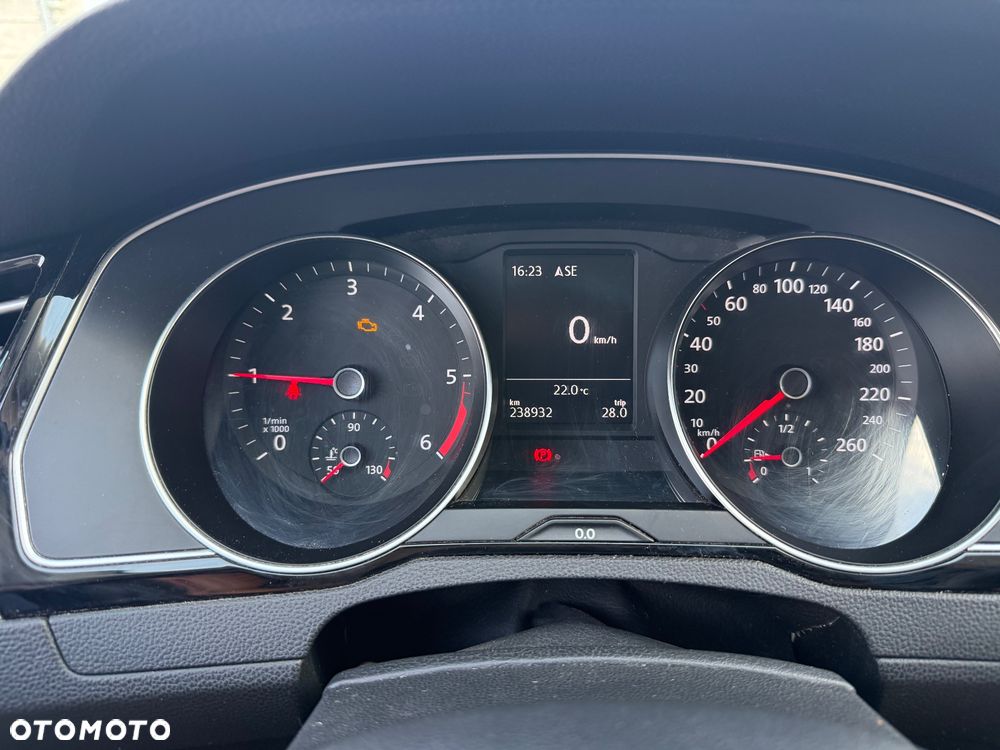 Volkswagen Passat 2.0 TDI BMT Comfortline - 19