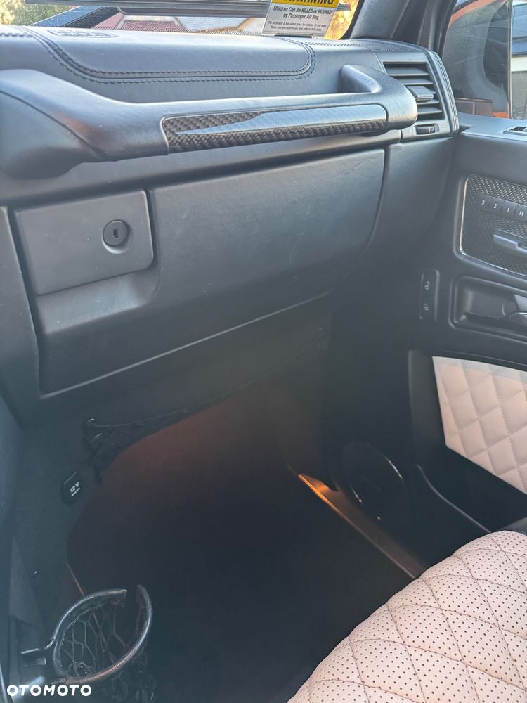 Mercedes-Benz Klasa G 63 AMG AMG SPEEDSHIFT 7G-TRONIC - 39