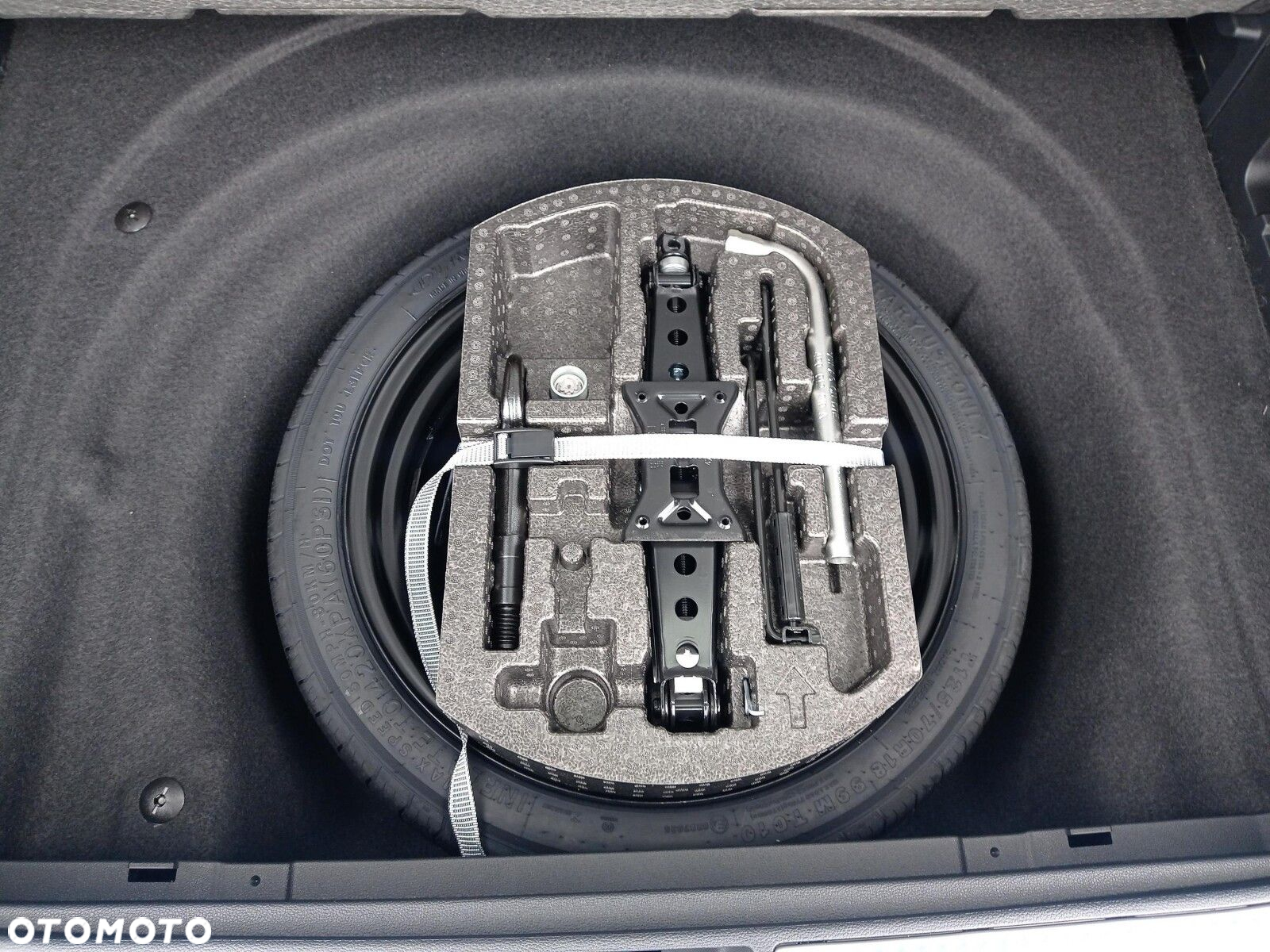 Volkswagen Passat - 19
