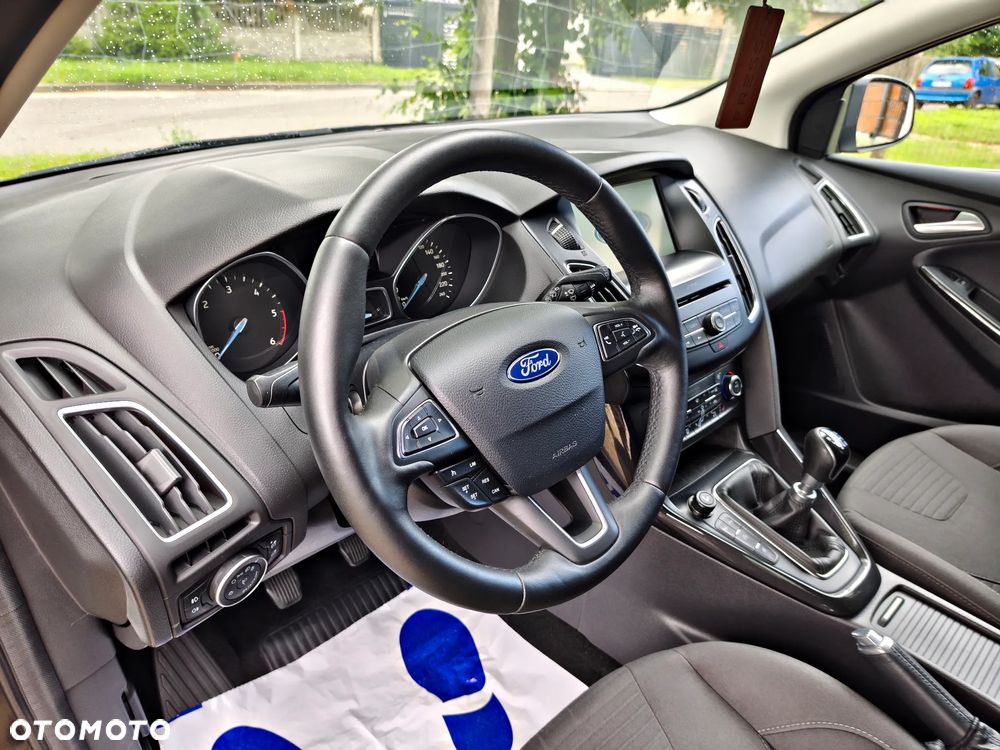 Ford Focus 1.5 TDCi DPF Start-Stopp-System Titanium - 30