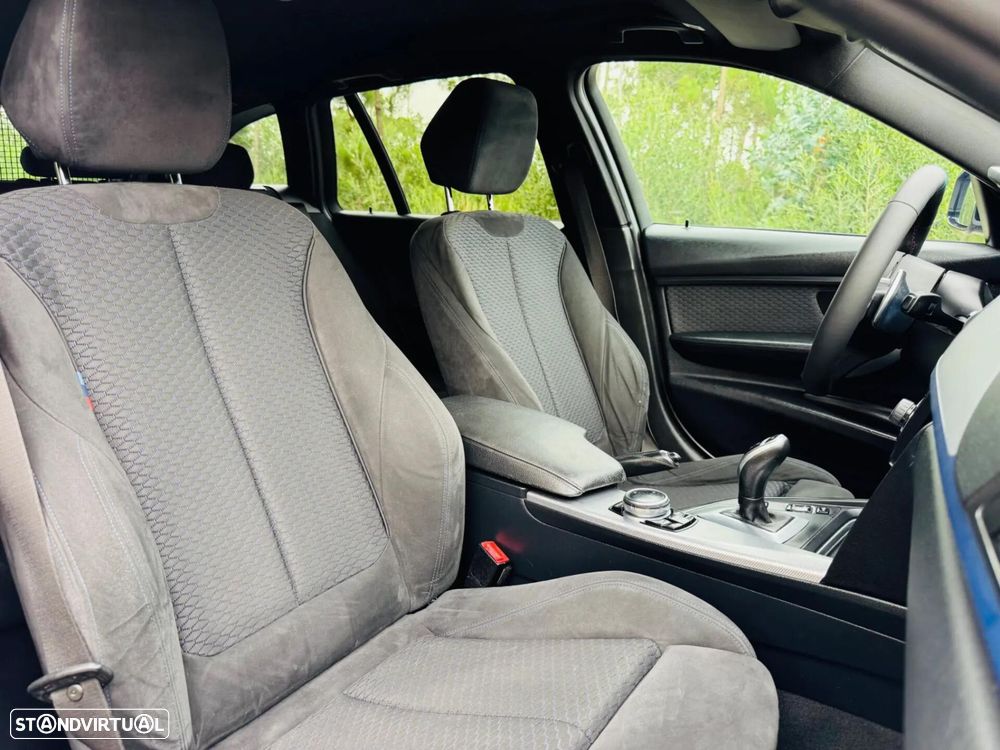 BMW 320 d Auto Pack M - 37