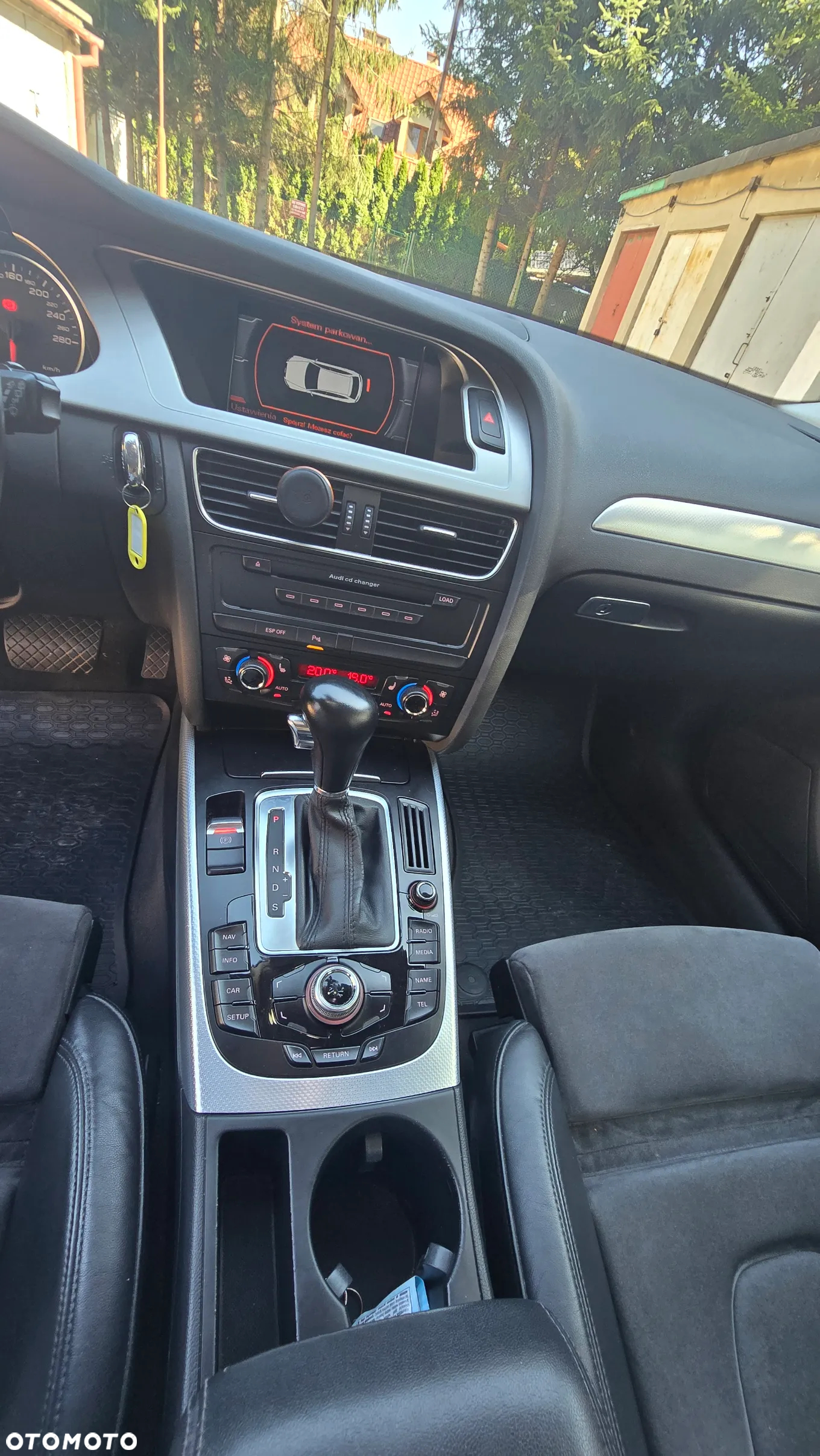 Audi A4 - 4