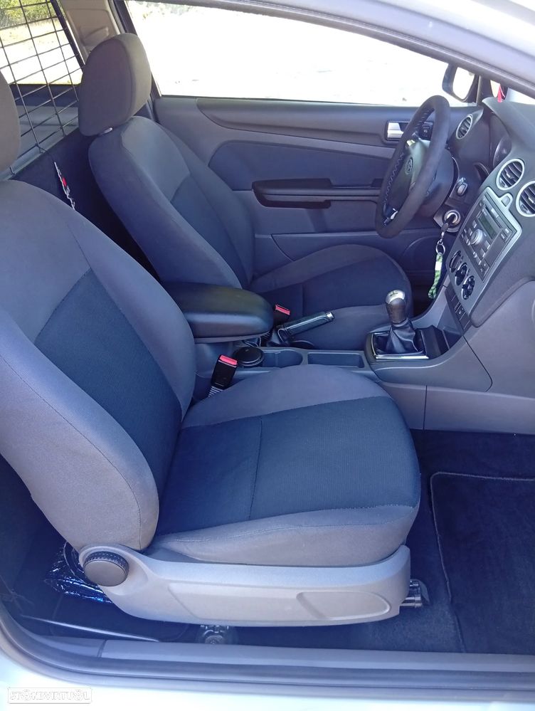 Ford Focus 1.6 TDCi Sport - 9