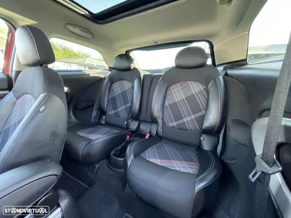 MINI Paceman Cooper D - 33