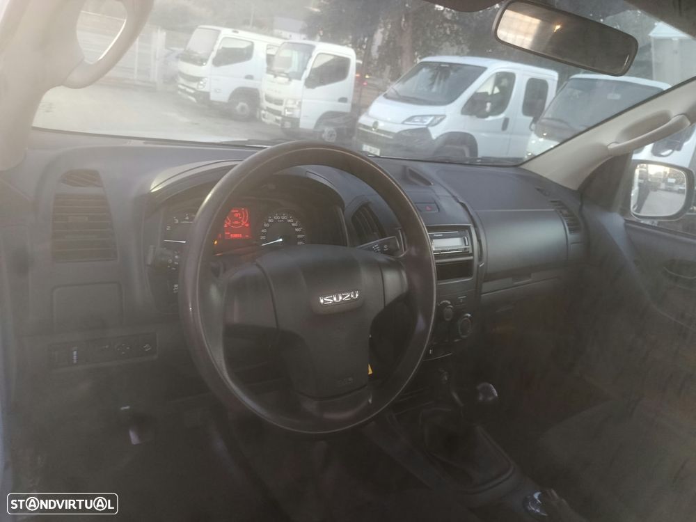 Isuzu D-MAX 1.9 CS 4WD || 4X4 - 7