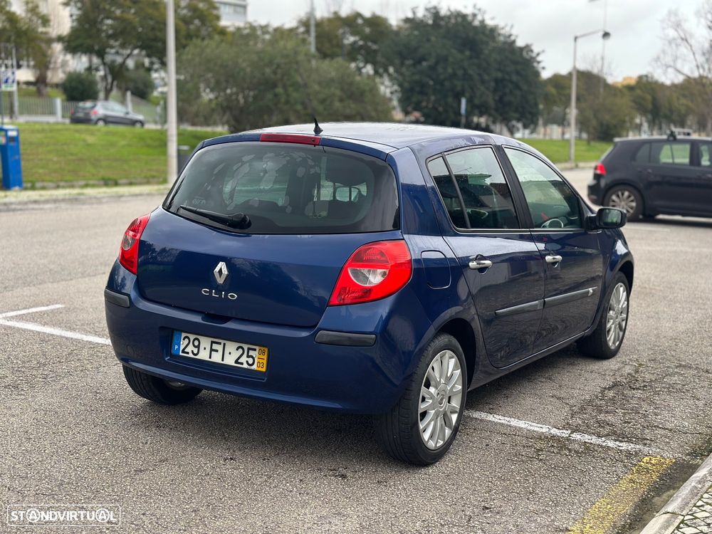 Renault Clio 1.5 dCi Dynamique - 2