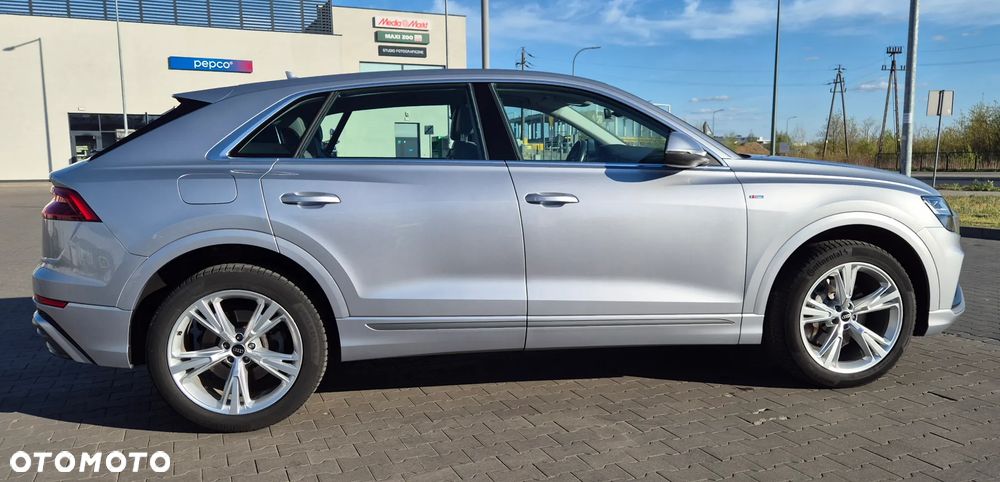 Audi Q8 - 4
