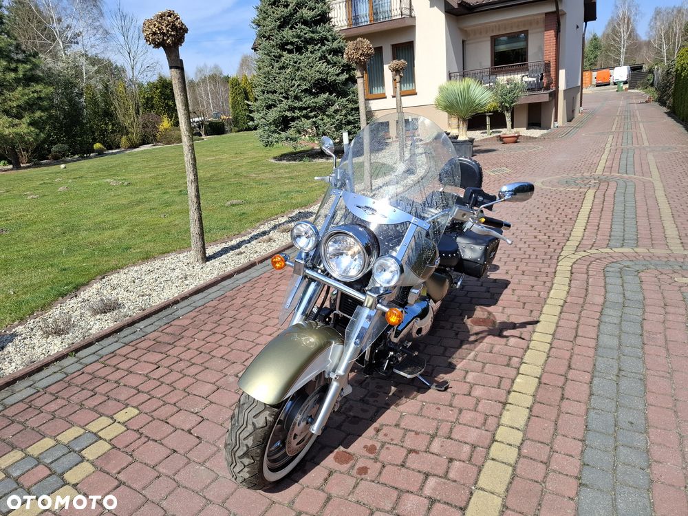 Suzuki Boulevard - 9