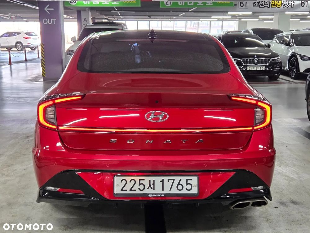 Hyundai Sonata - 7