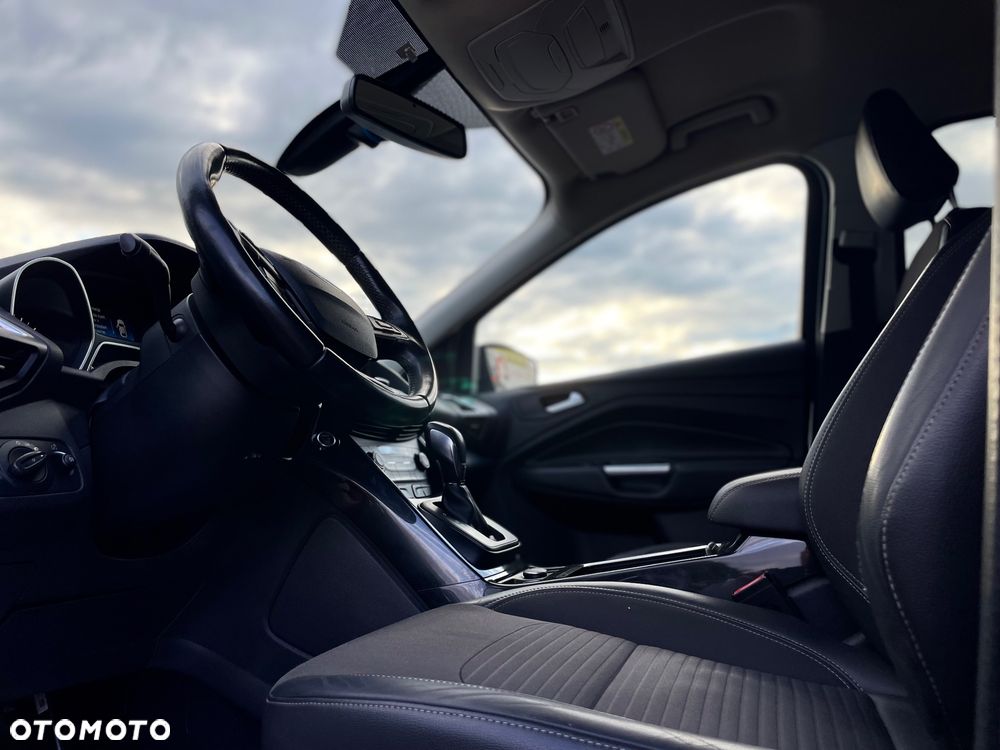 Ford Kuga 2.0 TDCi 4x4 Titanium - 10