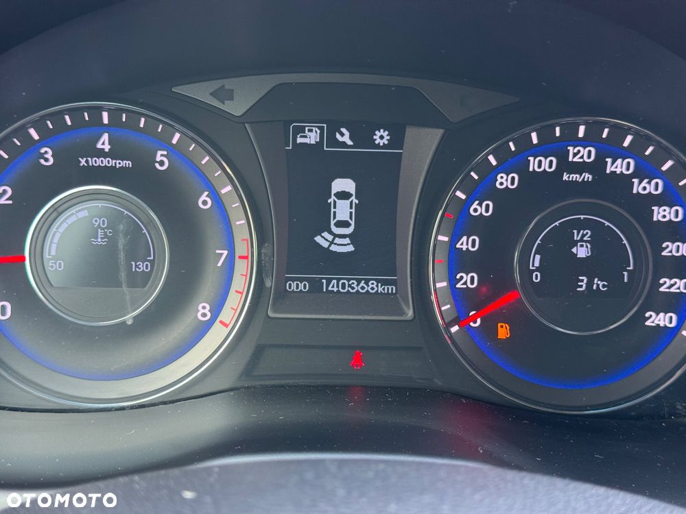 Hyundai i40 Kombi blue 1.6 Space - 34