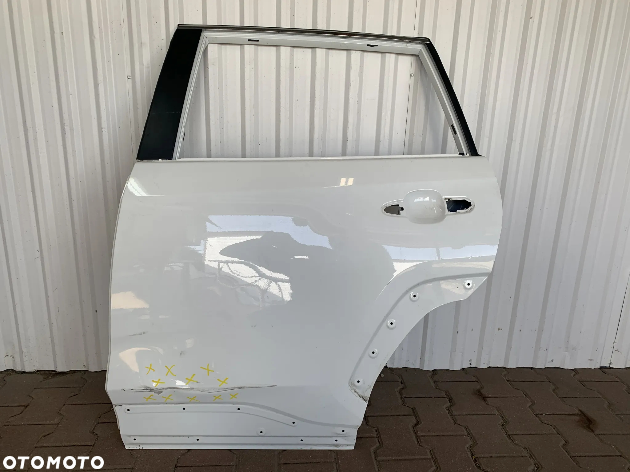 TOYOTA RAV4 V 2019- DRZWI LEWE TYLNE TYŁ LISTWA NAKŁADKA CHROM - 2