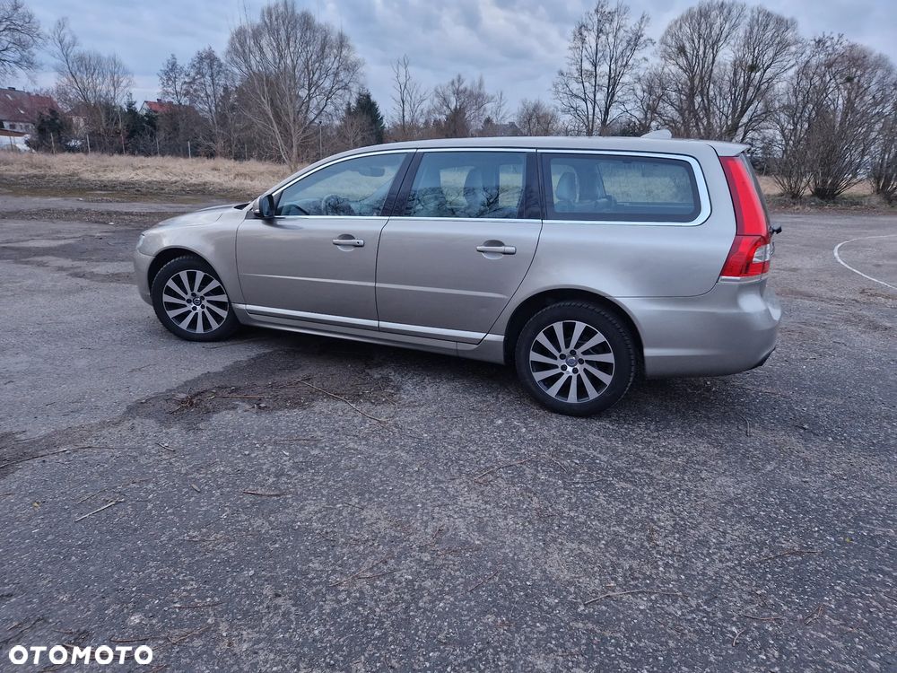 Volvo V70 - 9