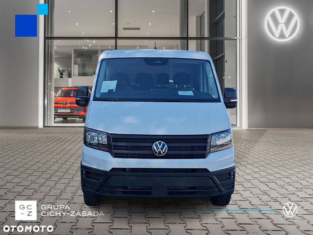 Volkswagen Crafter 35 Skrzyniowy z podwójną kabiną silnik: 2,0 l EU6 SCR 140 KM / skrzynia biegów: Przedni napęd manualna 6-biegowa rozstaw osi: 3640 mm - 8