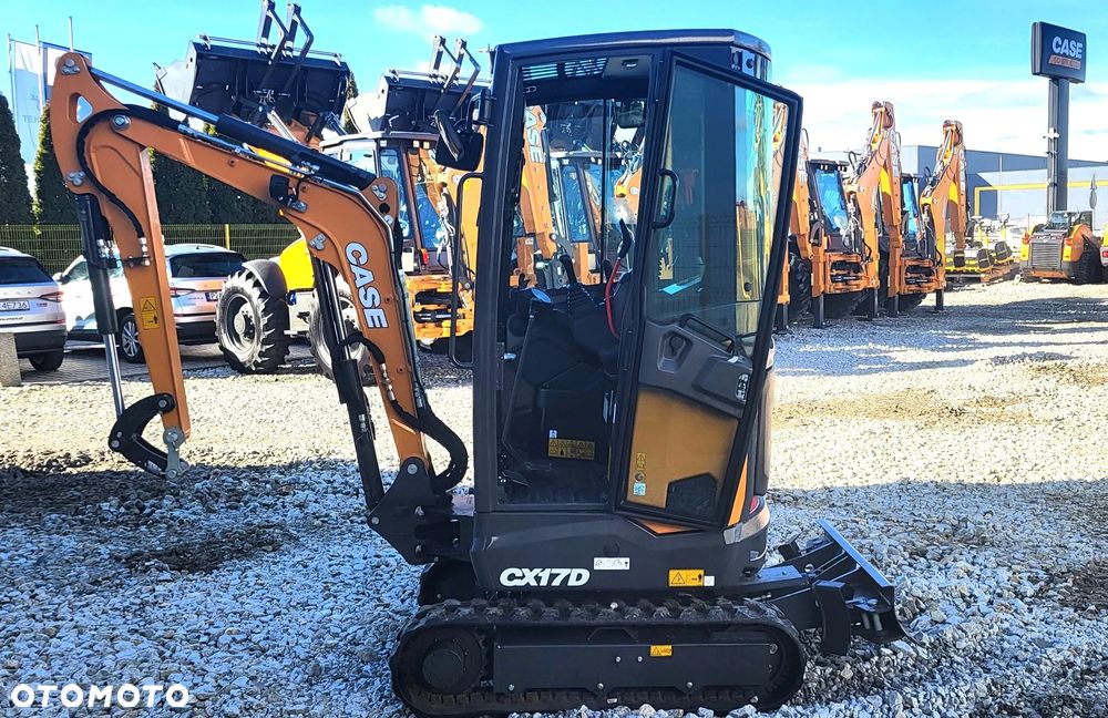 Case CX17D - 3