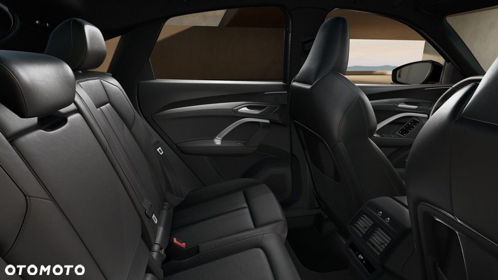 Audi Q5 Sportback - 11