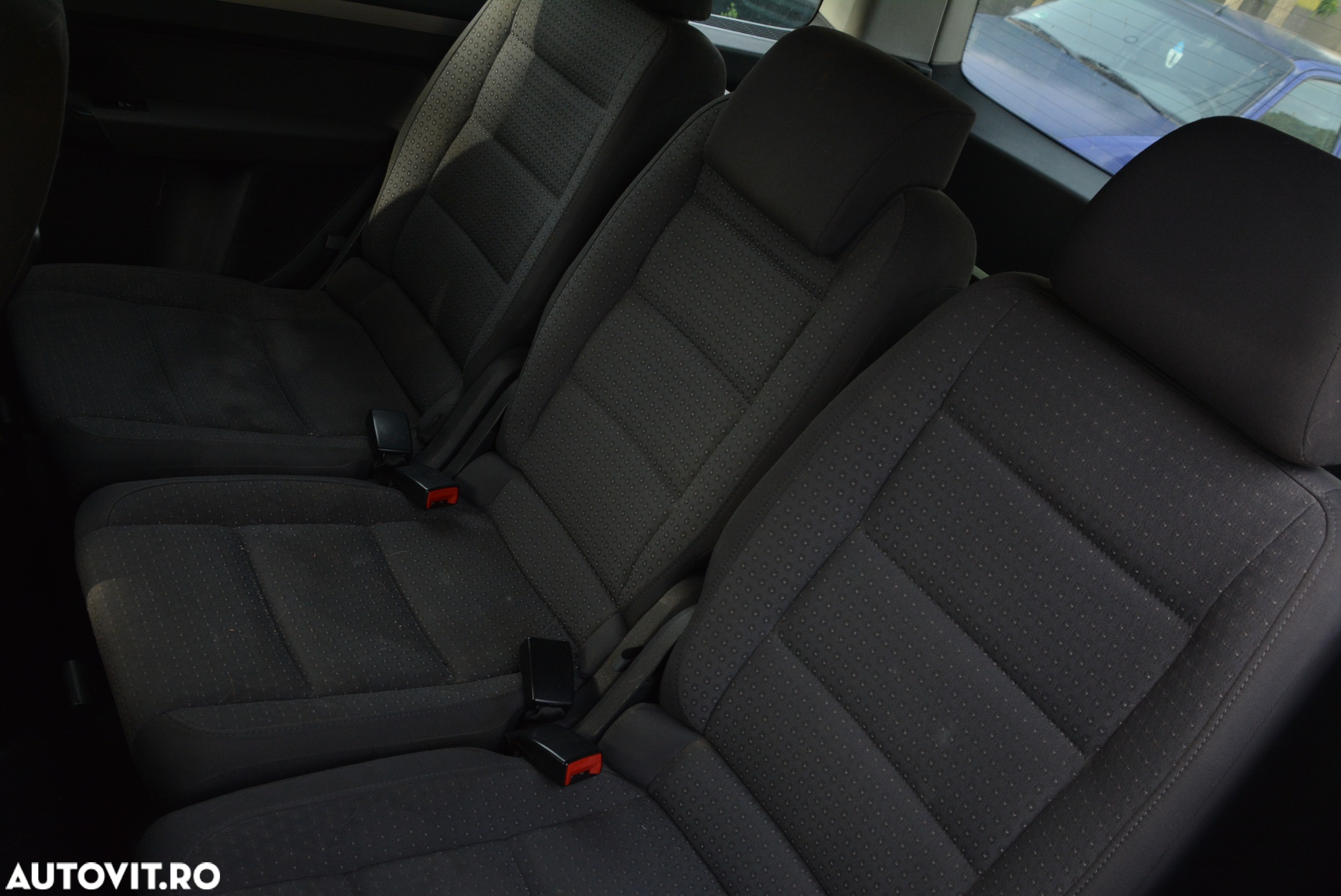 Dezmembrari  VW TOURAN (1T)  2003  > 2010 2.0 TDI Motorina - 18