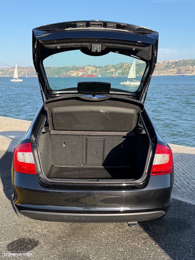 Skoda Rapid 1.6 TDI Style - 24