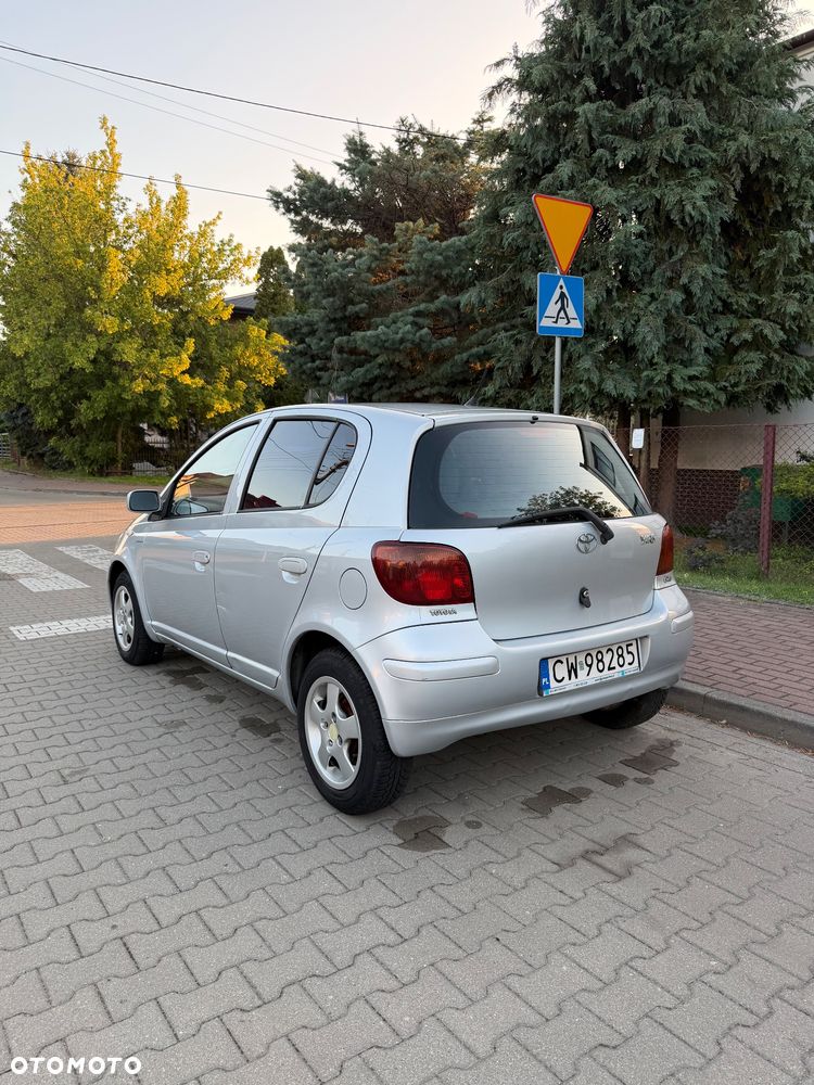 Toyota Yaris 1.4 D-4D Terra - 13