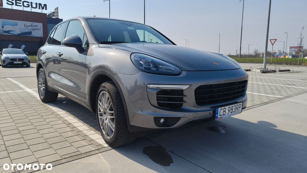 Porsche Cayenne S - 8