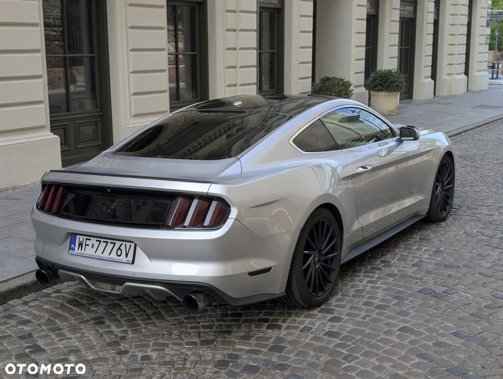 Ford Mustang 2.3 EcoBoost - 13