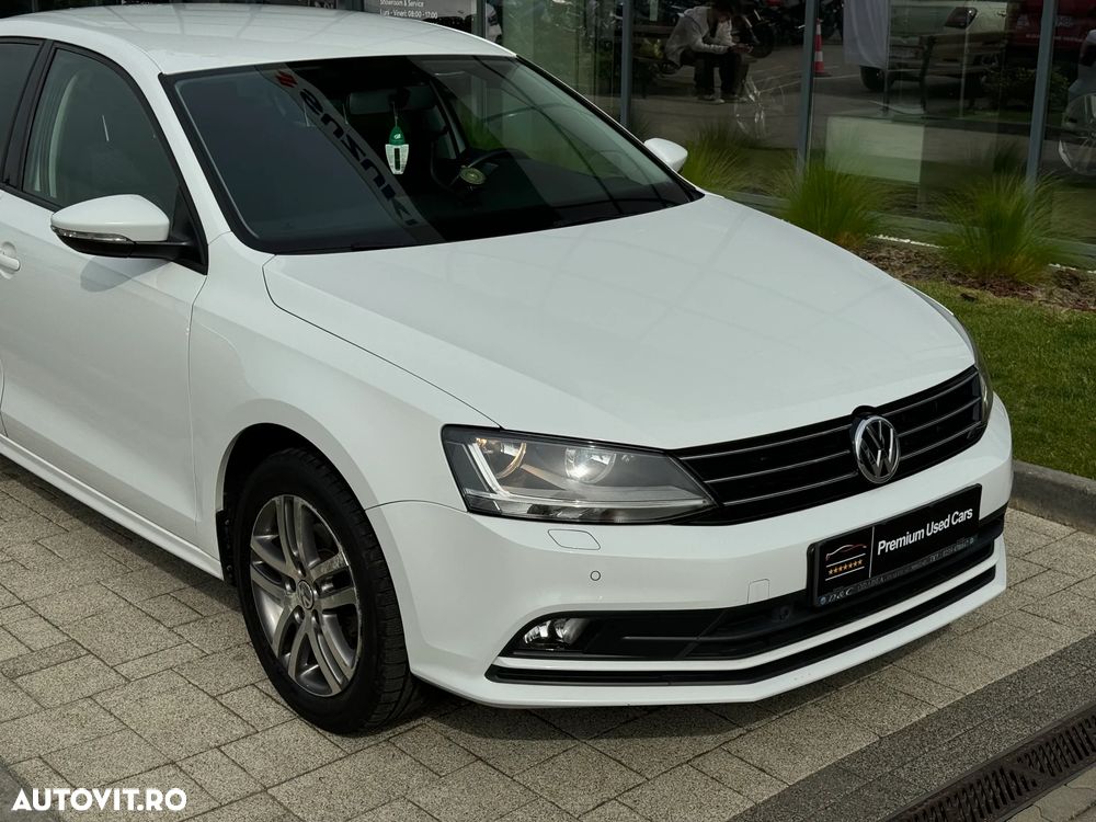 Volkswagen Jetta 1.2 TSI Comfortline - 10
