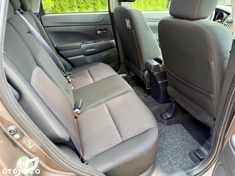 Mitsubishi ASX 1.6 2WD Intense - 24