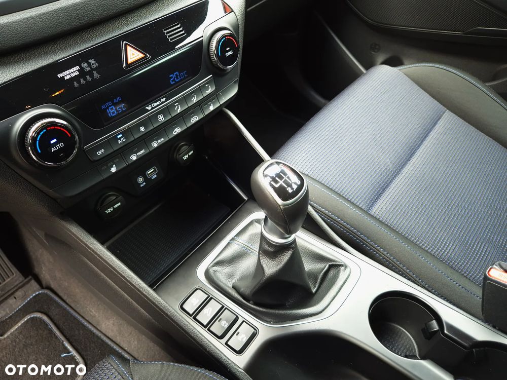 Hyundai Tucson blue 1.6 GDi 2WD Classic - 17