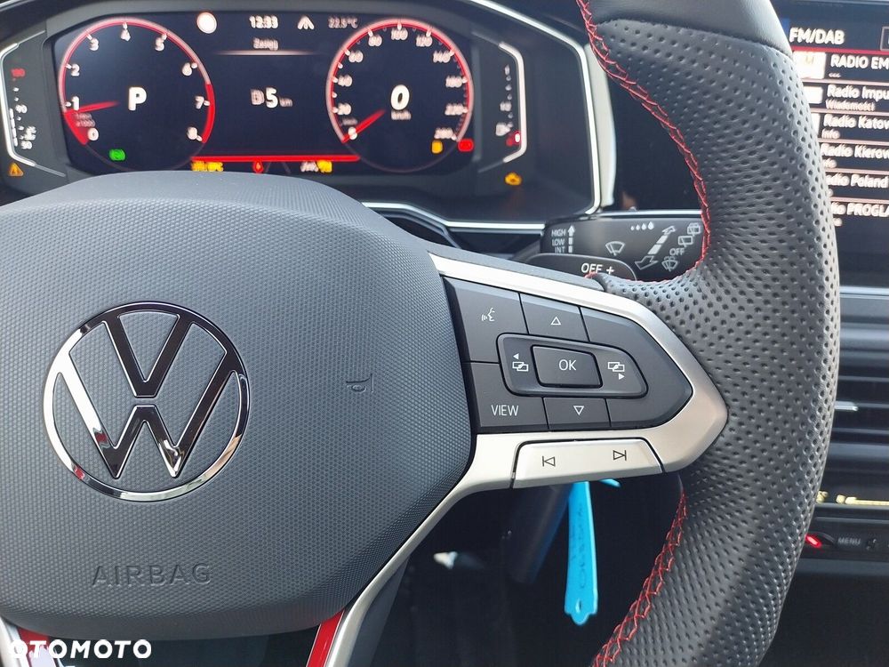 Volkswagen Polo - 11