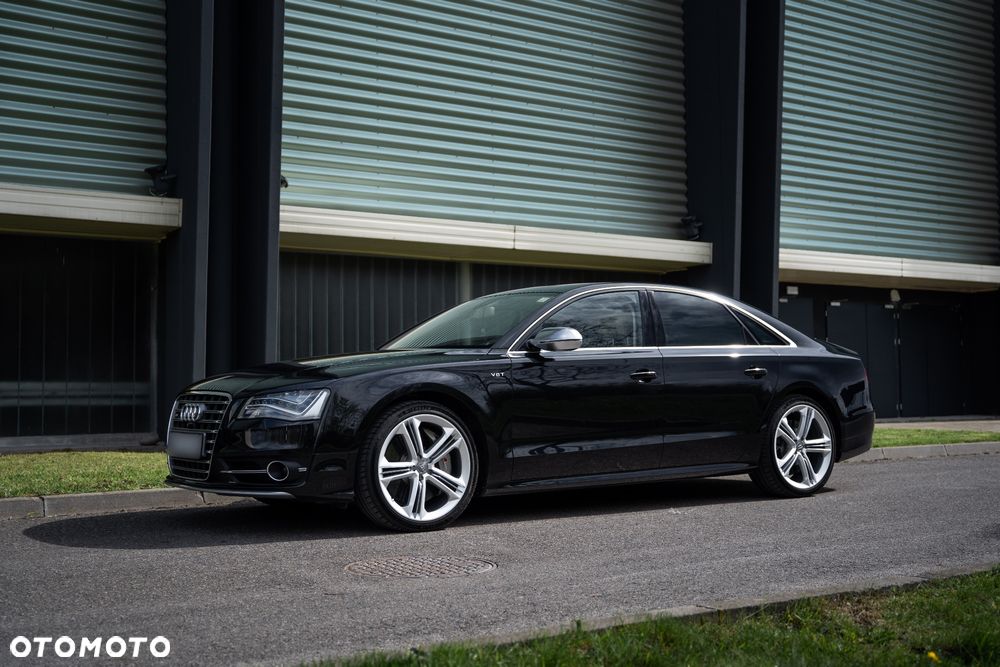 Audi S8 Standard - 2