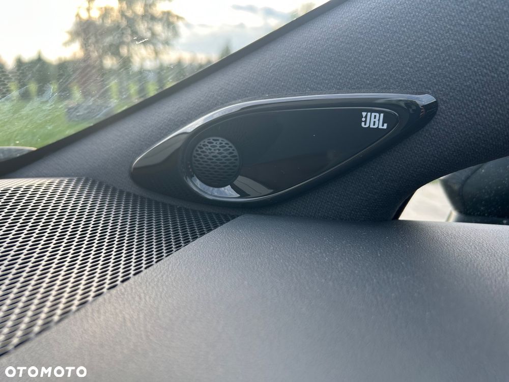 Toyota Corolla 2.0 Hybrid GR Sport - 25
