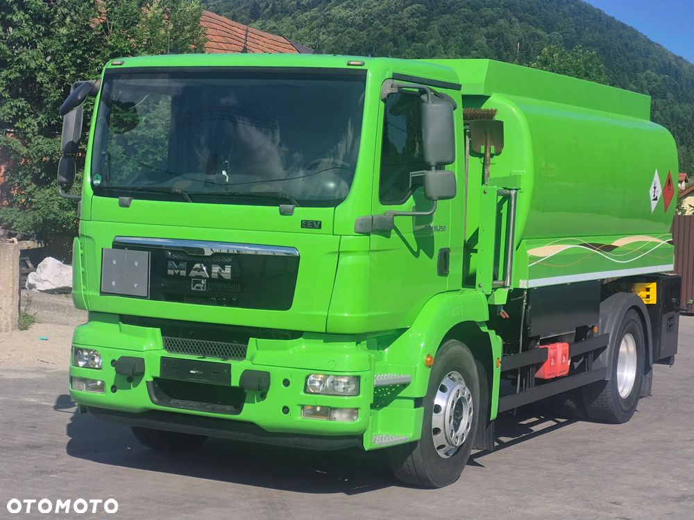 MAN AUTOCYSTERNA MAN TGM18250 - 9