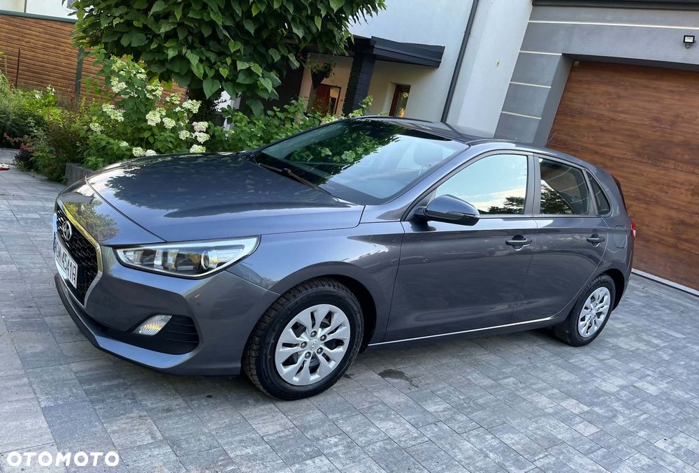 Hyundai i30 1.5 DPI Comfort - 10