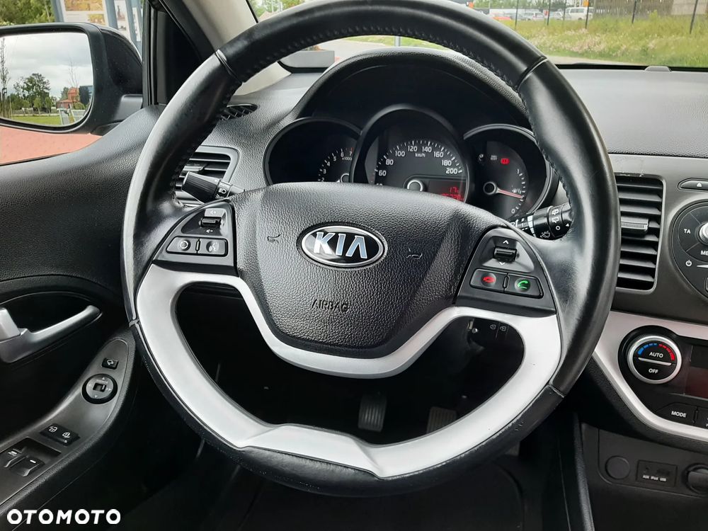 Kia Picanto 1.0 Dream Team Edition - 18