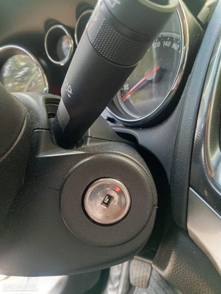 Opel Astra 1.7 CDTI Cosmo - 19