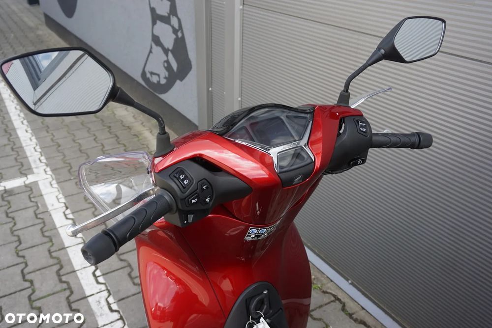 Honda SH - 17