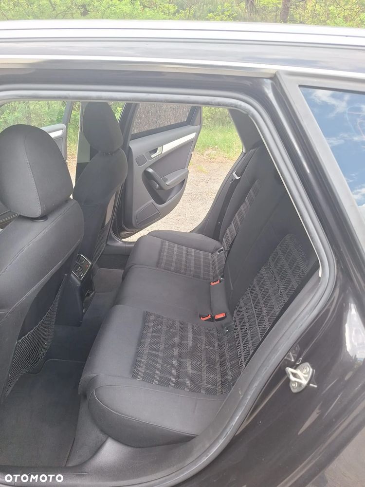 Audi A4 Avant 2.0 TDI - 12