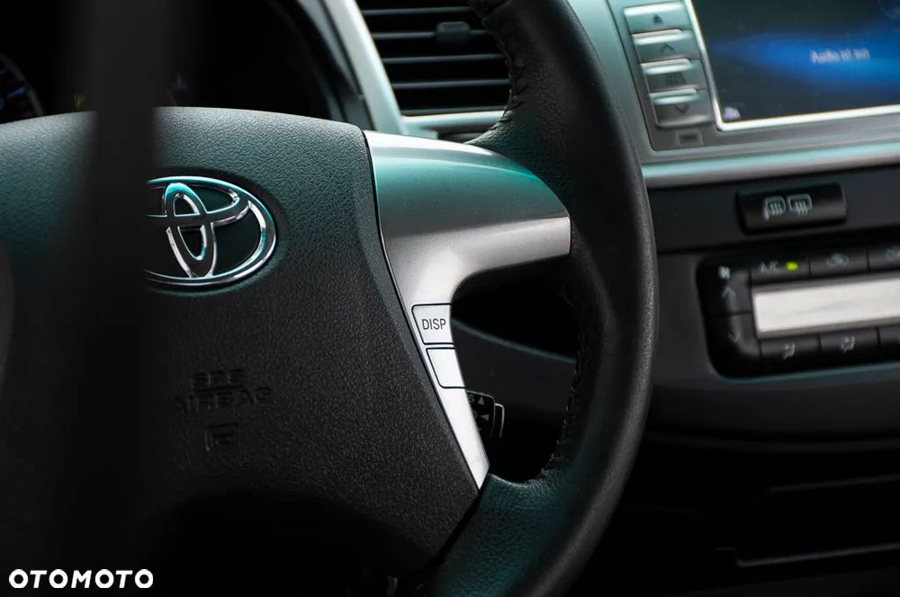 Toyota Hilux 3.0 D-4D Invincible - 12