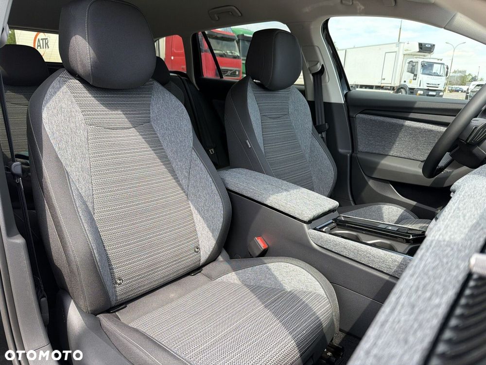 Skoda Superb 1.5 TSI Plug-in Hybrid Drive DSG - 20