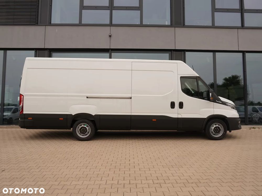 Iveco Daily 35S18HV 180km Furgon 16m3 - 4