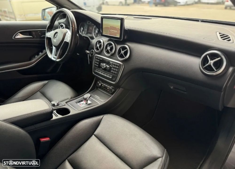 Mercedes-Benz A 45 AMG 4Matic Speedshift 7G-DCT Edition 1 - 11