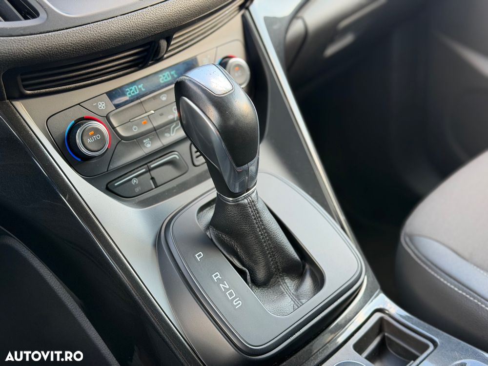 Ford Kuga 1.5 EcoBoost TITANIUM - 19